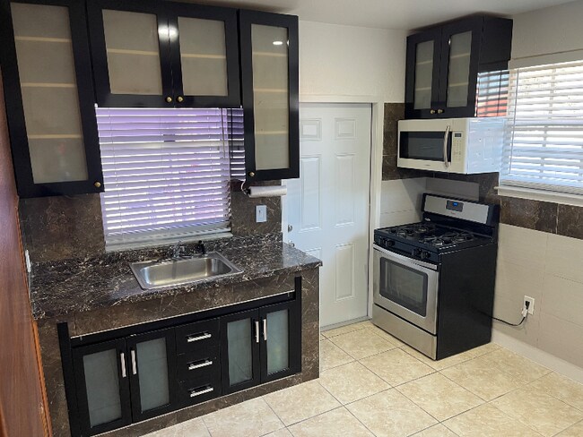 Building Photo - 3191-319145 NW 45th St