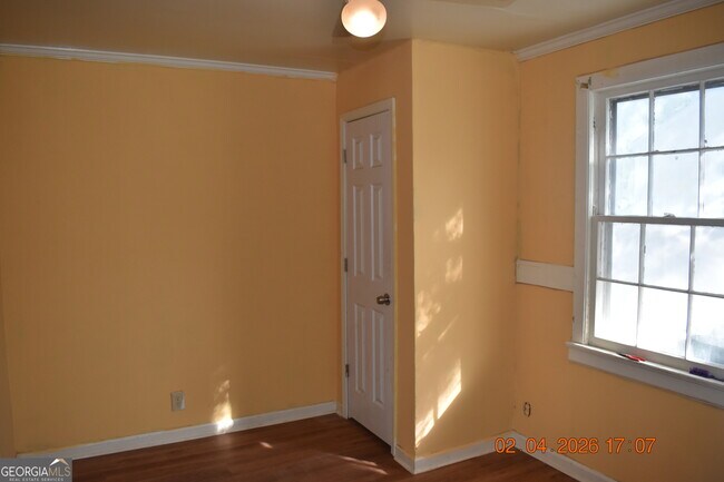 Building Photo - 1088 Radio Dr