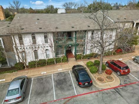 Building Photo - 5811 Copperwood Ln