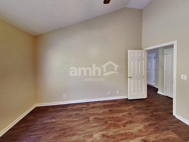 Building Photo - 1237 Cheyenne Ct