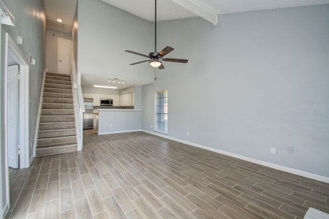 Primary Photo - Remodeled 3 Bed / 2 Bath townhome at The B...