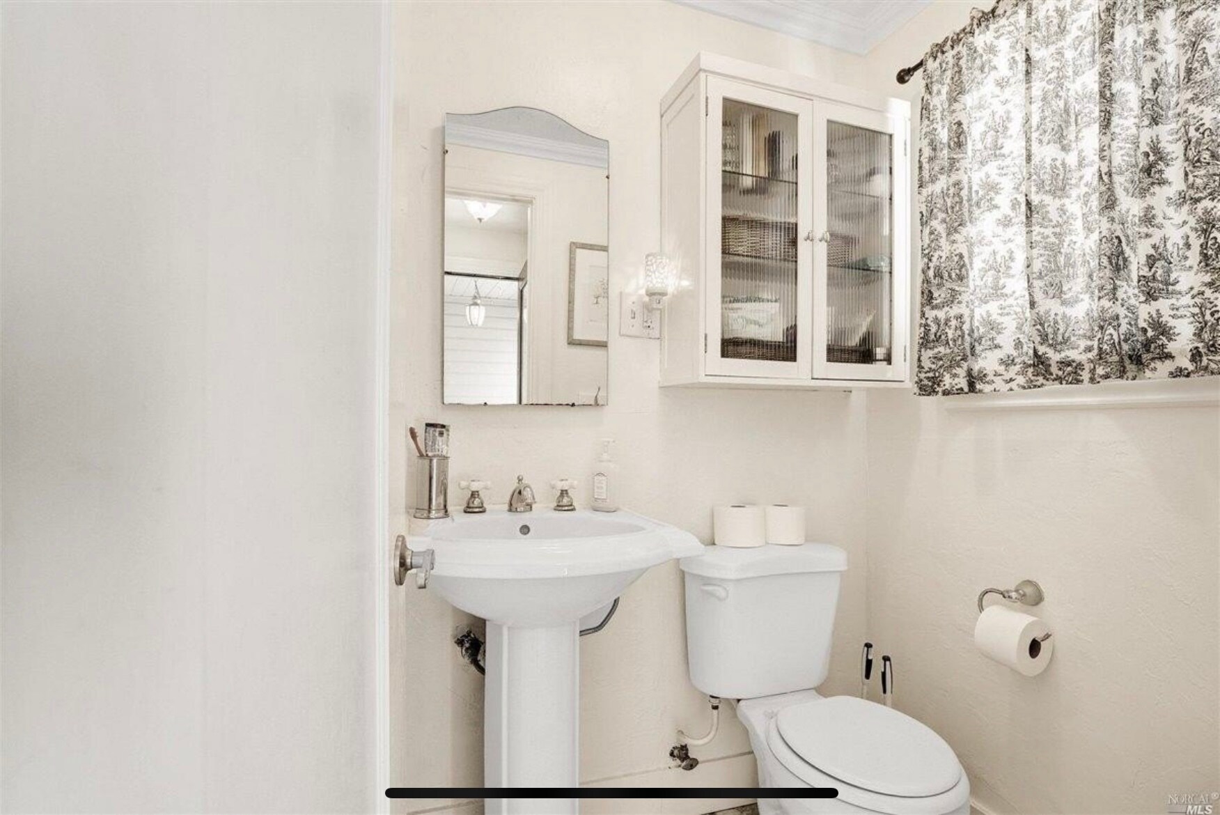 Bathroom - 920 Gravenstein Ave