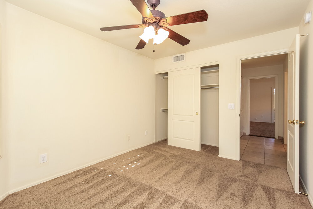 Building Photo - 9960 W Runion Dr