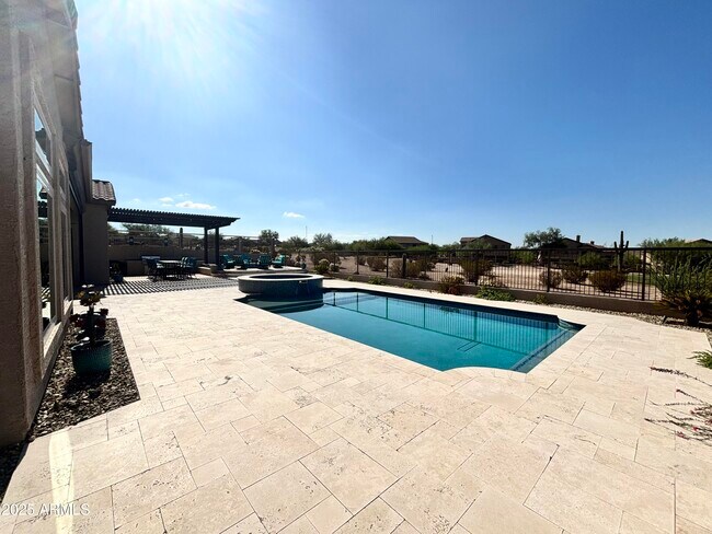 Building Photo - 7637 E Tasman Cir