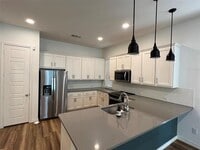 Building Photo - 203 Athenia Dr