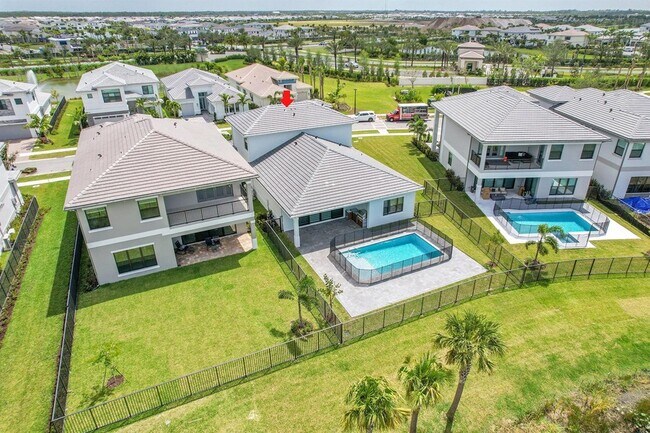 Building Photo - 13072 Feathering Wy