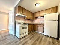 Building Photo - 7 Old Colony Ln