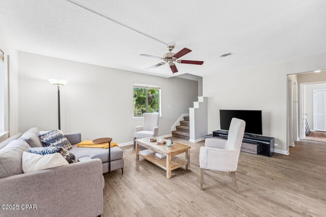 Building Photo - 206 N Arnold Rd