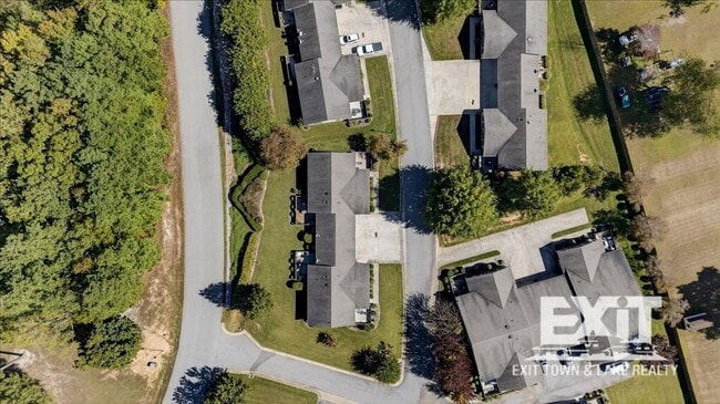 Building Photo - Beautiful Home in Beaver Creek