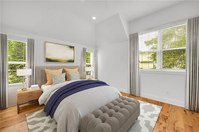 Building Photo - 183 Cleveland St SE