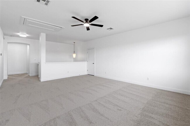 Building Photo - 4009 Benetton Way