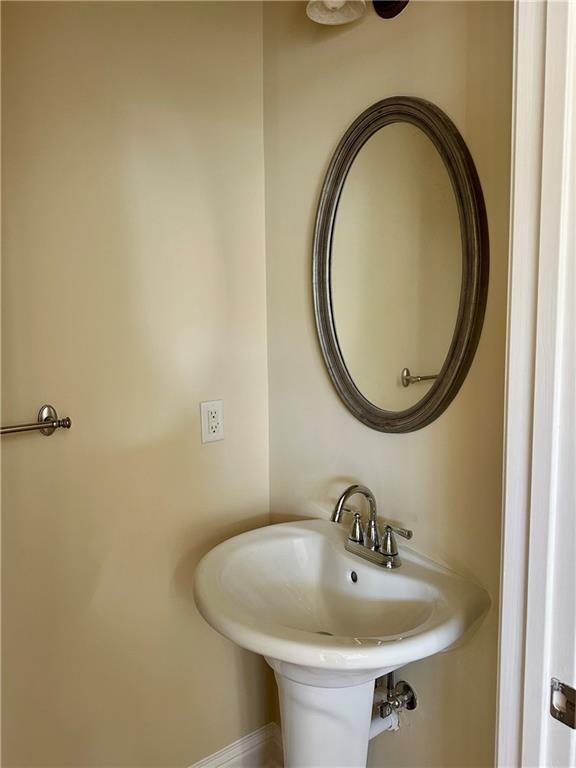 Building Photo - 10816 Ellicot Way