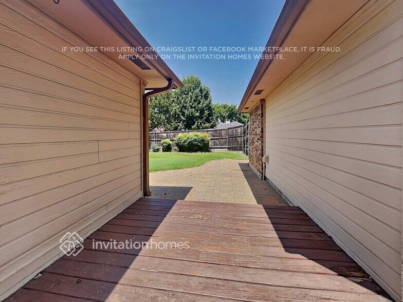 Building Photo - 8250 Cripple Creek Dr