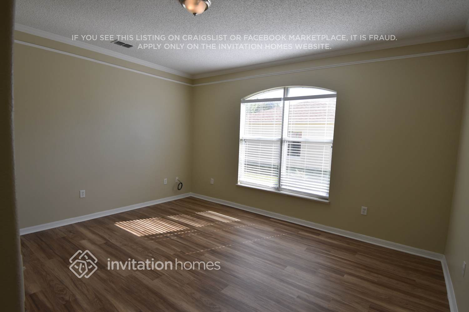 Building Photo - 2413 Marcasite Loop