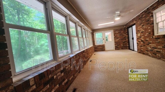 Building Photo - 200 Maycaw Dr