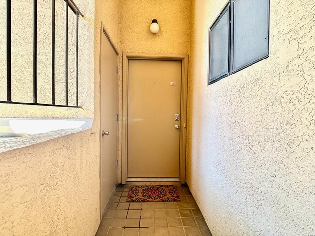 Building Photo - 7620 E Callisto Cir