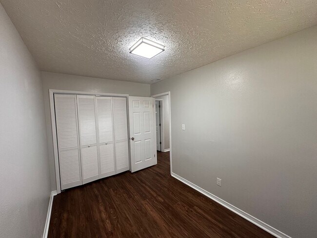 Building Photo - 4446 Aristocrat Ln