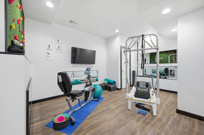 Building Photo - 4502 NW 70 Terrace