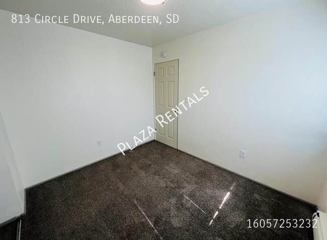 Building Photo - 315 S Marshall St