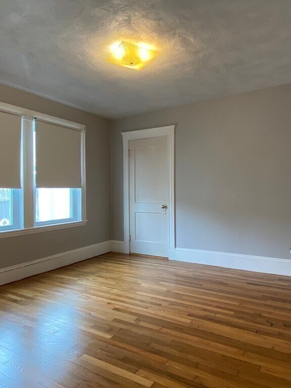 Building Photo - 938 Norwest Dr