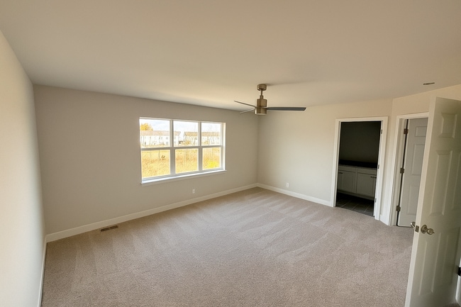 Building Photo - 330 Cattail Ct