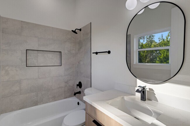 Building Photo - 7962 Ethel St