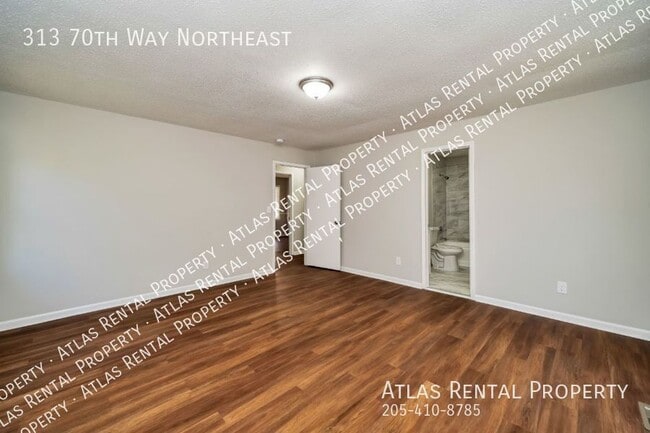 Building Photo - 313 70th NE Wy