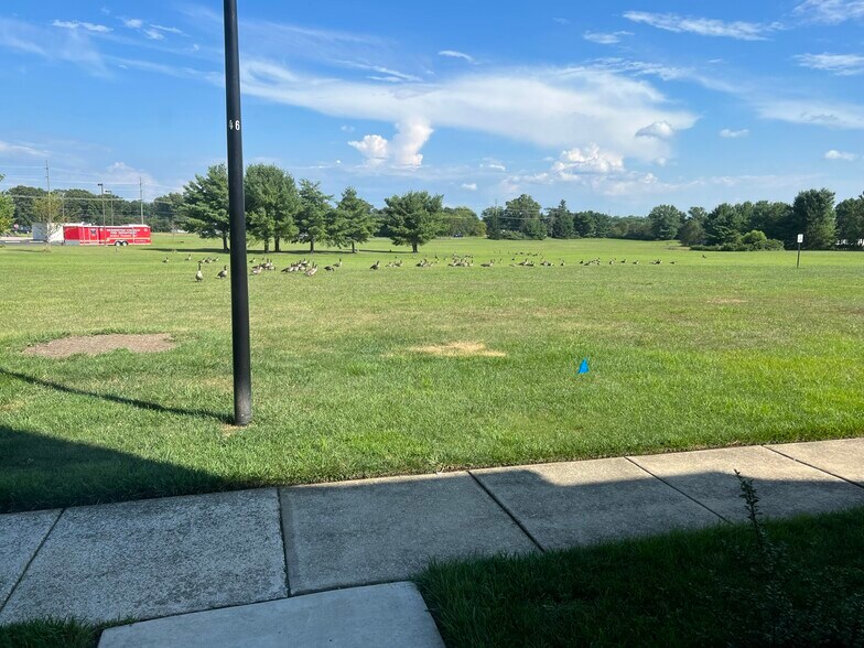 Front Door View - 2605 Thistledown Ct