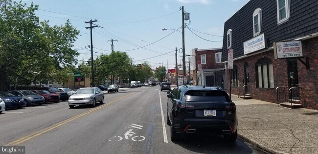 Building Photo - 2243 S Lambert St