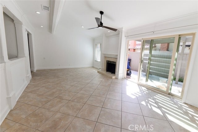 Building Photo - 484 Plaza Estival