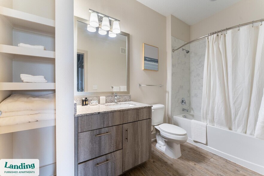 Building Photo - 655 W Marina Cove Dr