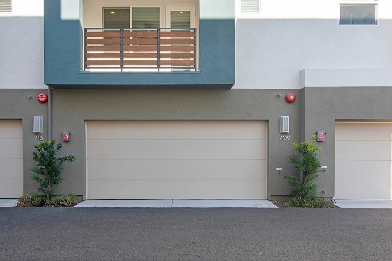 Building Photo - 709 Anchor Ct