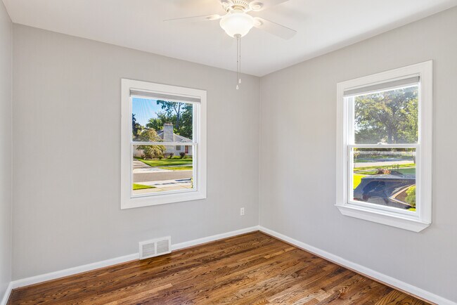 Building Photo - 2087 Allard Ave