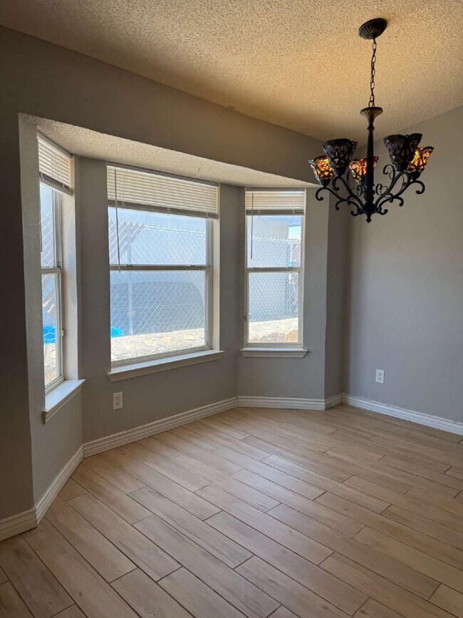 Building Photo - Discover this beautifully designed one-story home featuring 4 spacious bedrooms, 2 bathrooms in N...