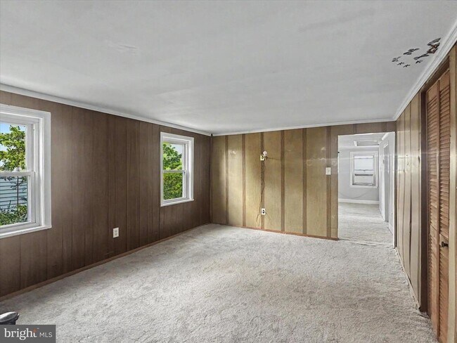Building Photo - 5949 Conover Rd