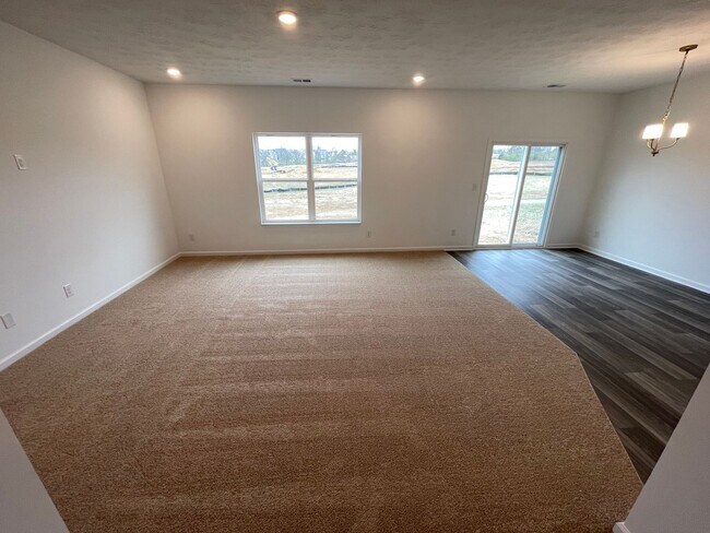 Building Photo - New Home East Jefferson For Rent