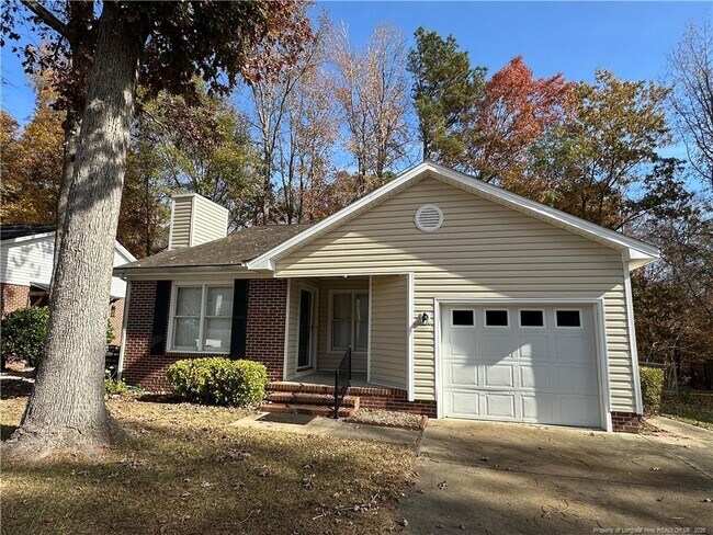 Primary Photo - 2678 Rivercliff Rd