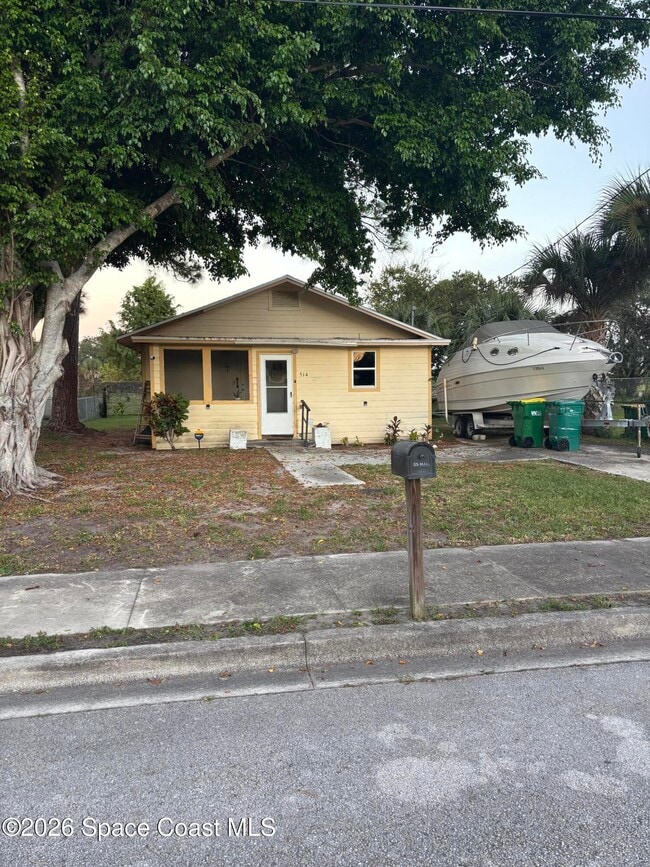 Building Photo - 516 Donley St