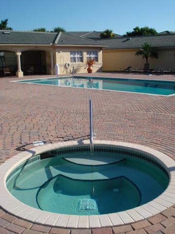 Building Photo - 2060 Greenview Shores Blvd