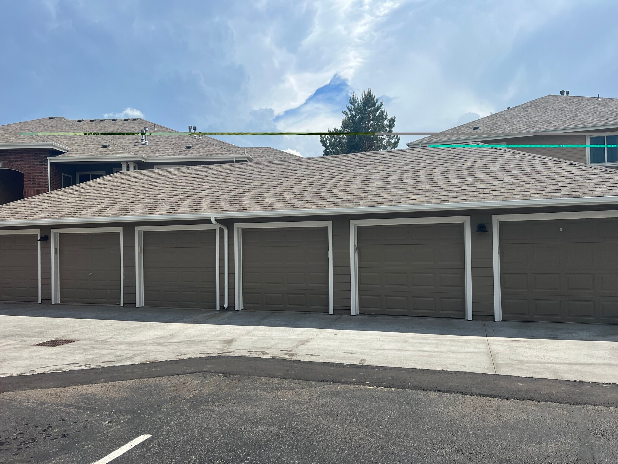 Building Photo - 8481 W Union Ave