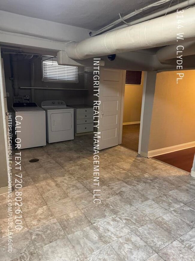 Building Photo - 3144 W Clyde Pl