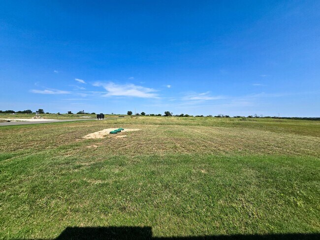 Building Photo - New Construction 3 bedroom Home in Shawnee