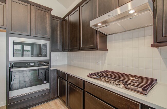 Building Photo - 24811 Harrow Mdw Dr