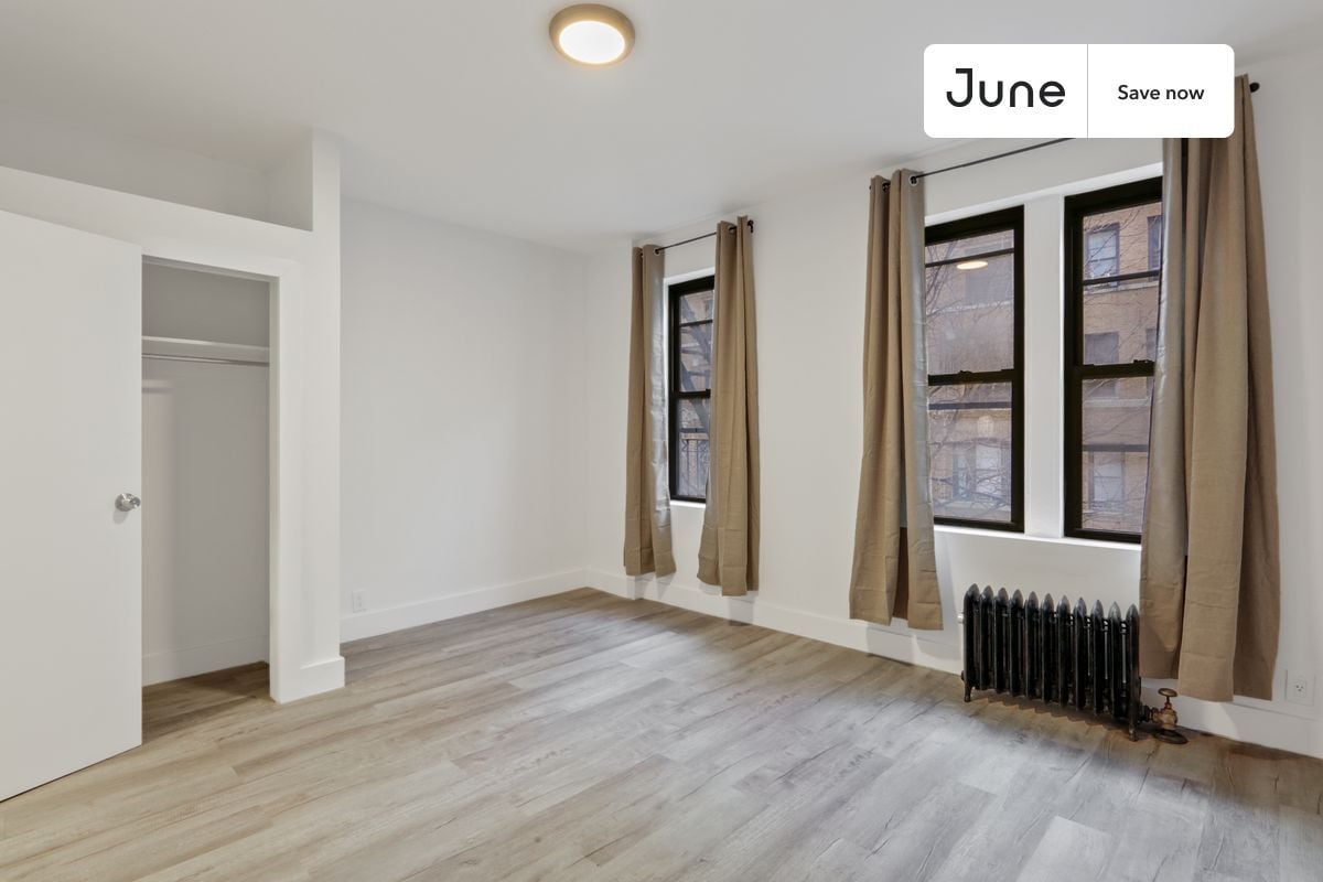 Building Photo - 609 W 151st