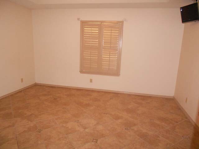 Building Photo - 1118 Diamond Dr