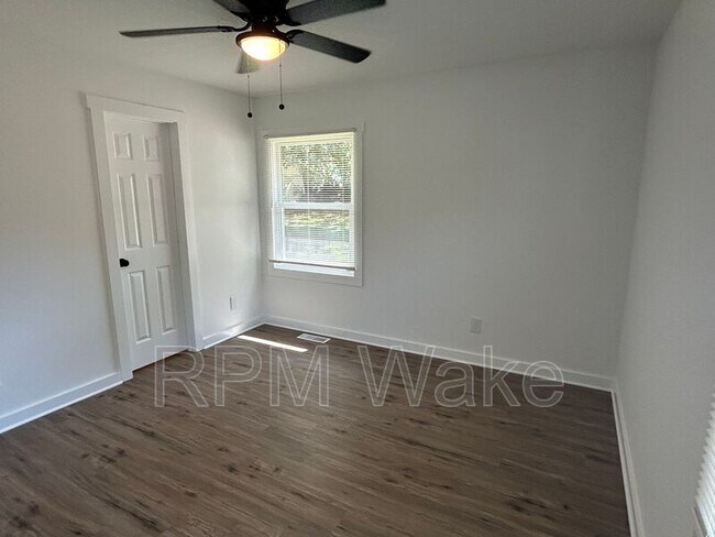 Building Photo - 2325 Quartz Ct