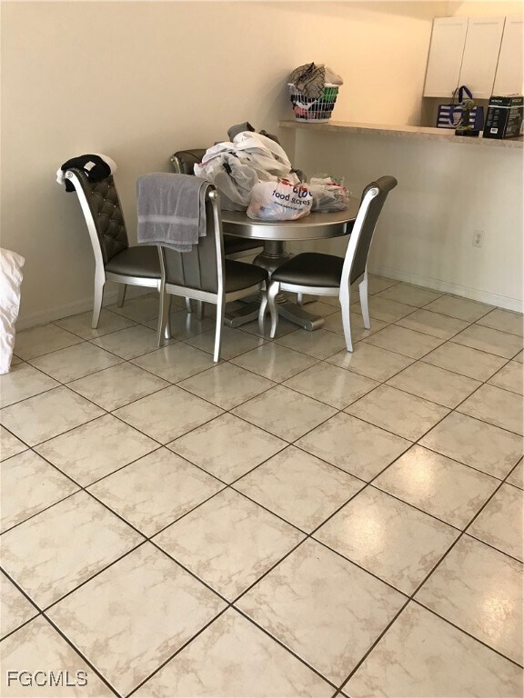 Building Photo - 1212 SE 24th Ave