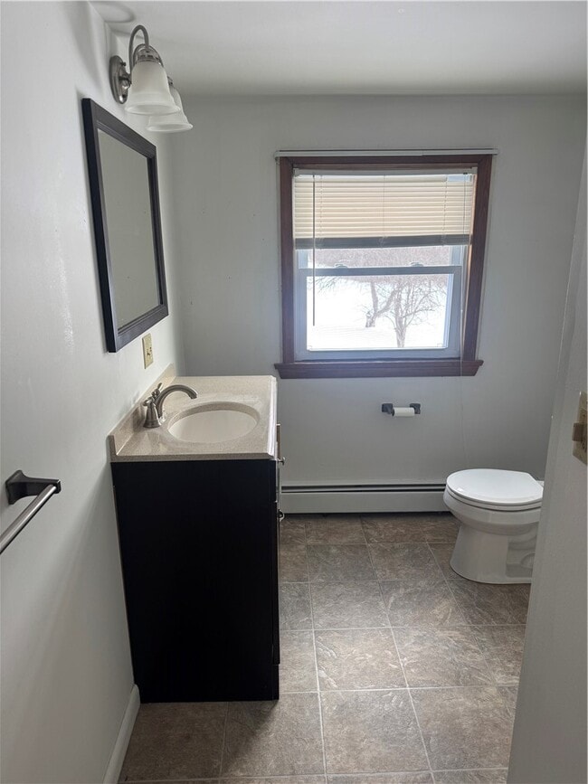 Building Photo - 82 Ridge Rd