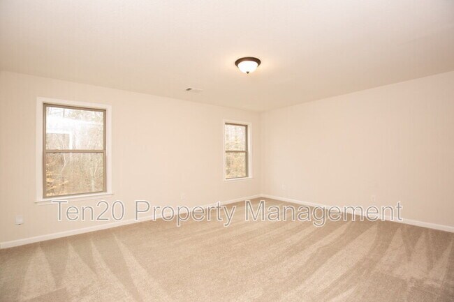 Building Photo - 9843 N Ivy Park Dr