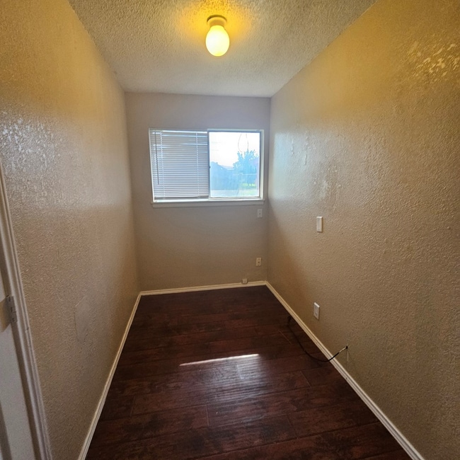 Building Photo - 2601 Verde Ave